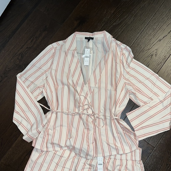 NWT! J. Crew Large Wrap Top and Matching Pants in Size 16 - Picture 2 of 10